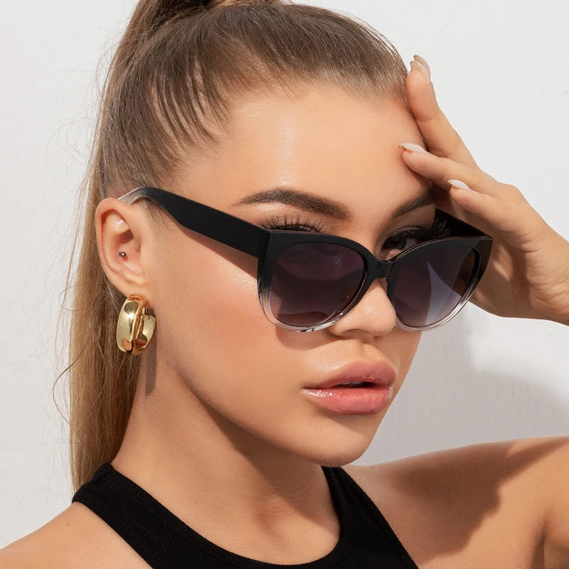 Gafas de sol estilo ojo de gato estilo retro para mujer, lentes de sol de marca con degradado, diseño sencillo de pierna ancha, unisex, con protección UV400