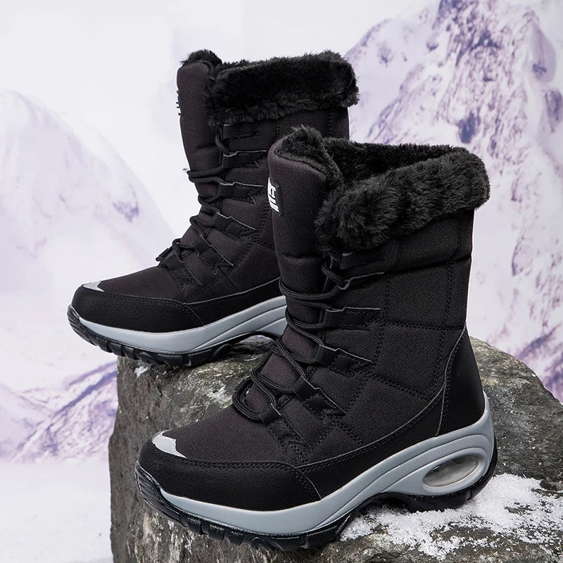 Winter women's fashion plush cotton shoes, large platform non-slip snow boots, high-quality comfortable calf boots for outdoor work
