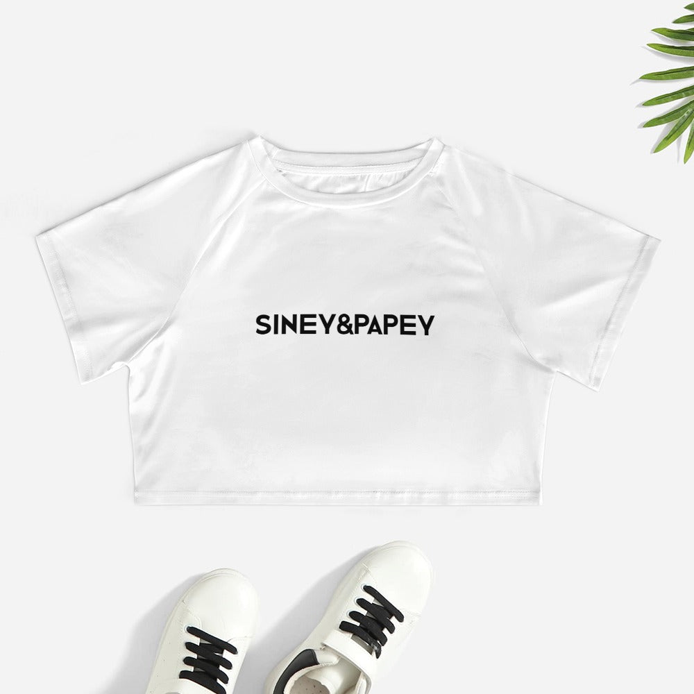 Camiseta de manga corta y ombligo al descubierto