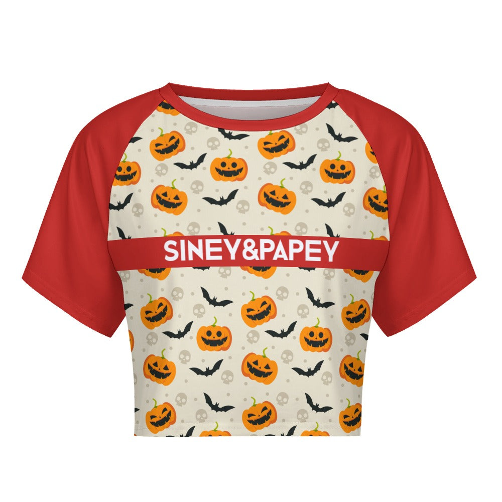 Camiseta de manga corta y ombligo al descubierto
