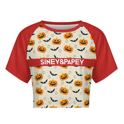 Camiseta de manga corta y ombligo al descubierto