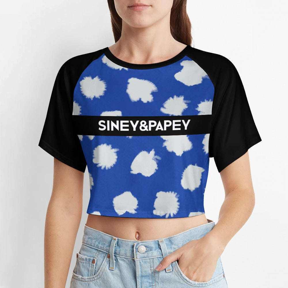 Camiseta de manga corta y ombligo al descubierto