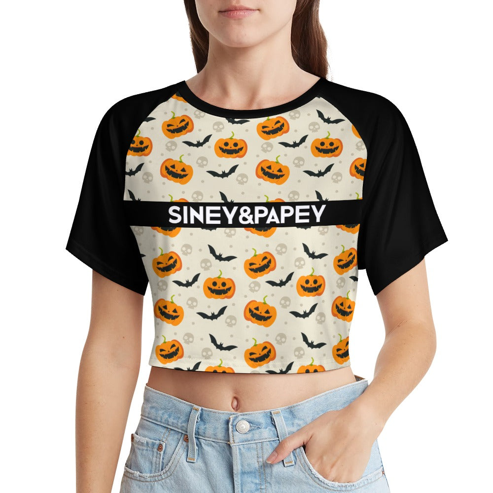 Camiseta de manga corta y ombligo al descubierto
