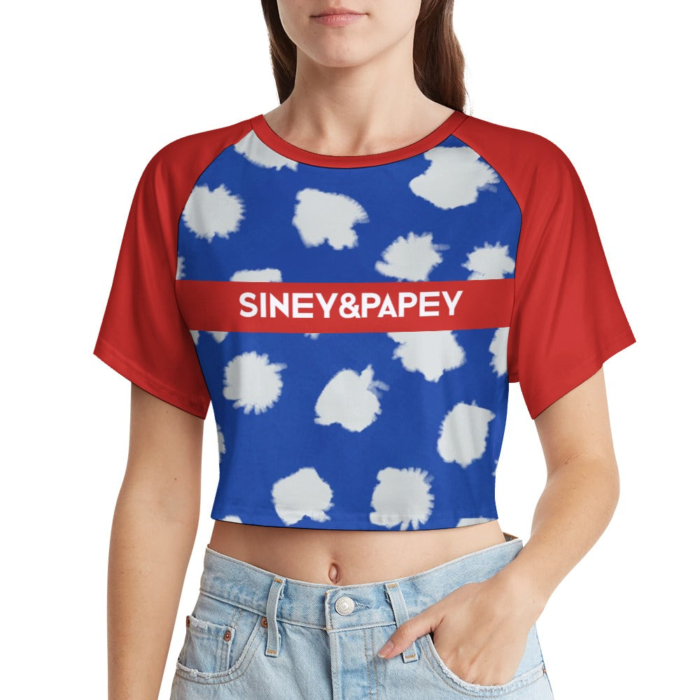 Camiseta de manga corta y ombligo al descubierto