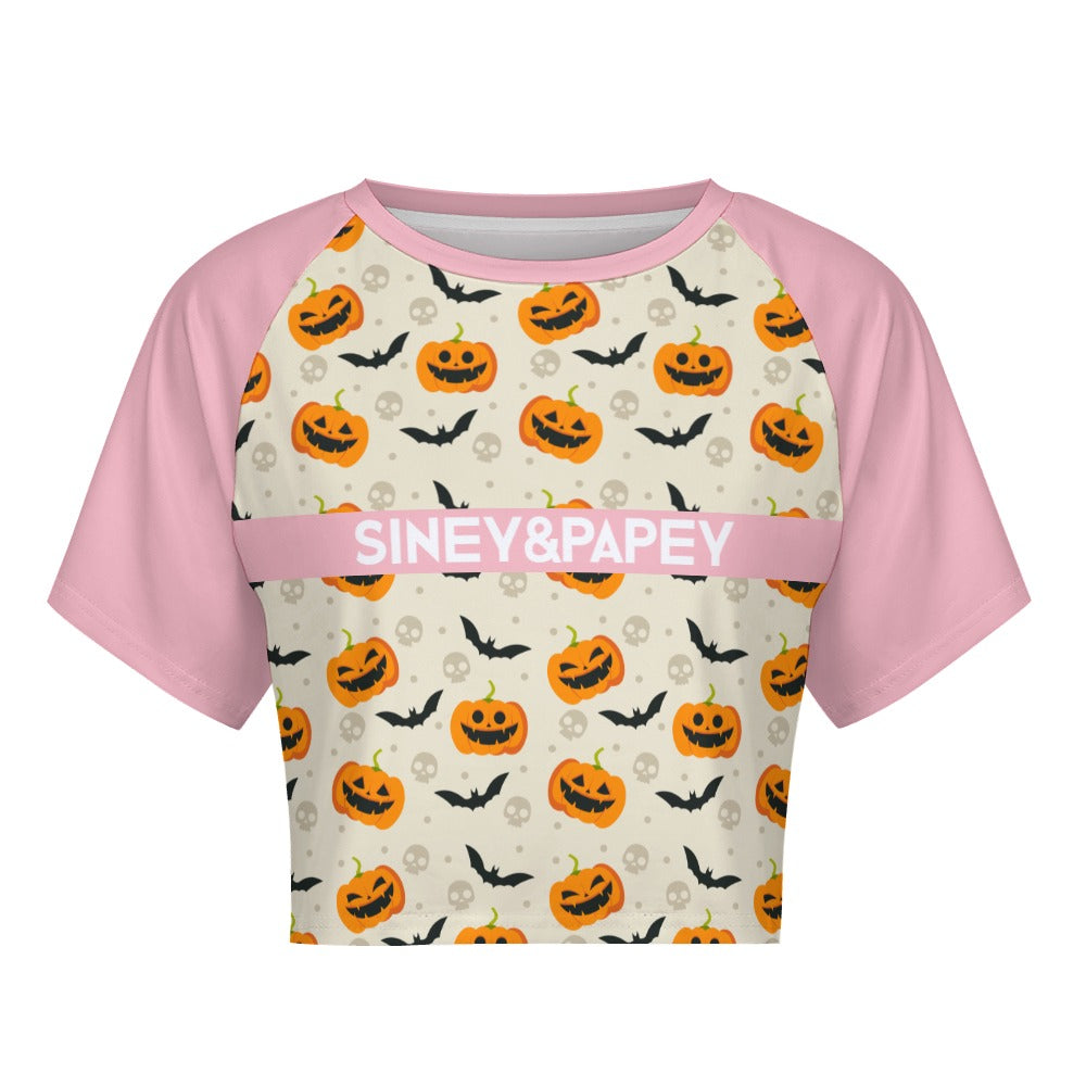 Camiseta de manga corta y ombligo al descubierto